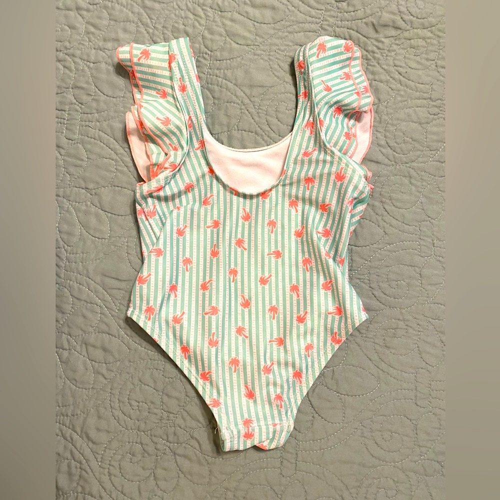 Cute one piece! - Picture 2 of 2